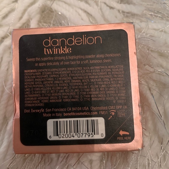 Benefit dandelion twinkle highlighter - Picture 4 of 4